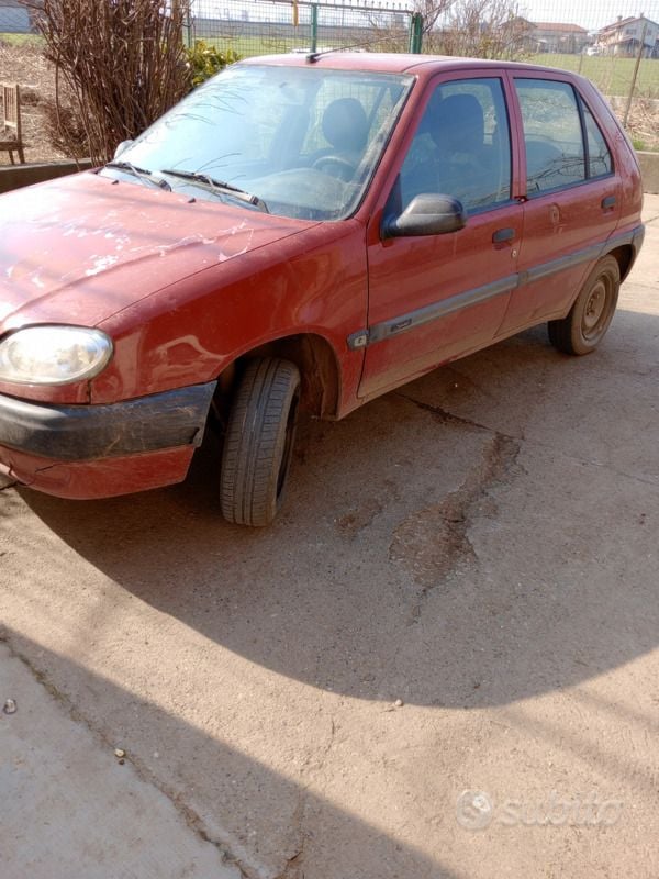 Usata 2001 Citroën Saxo Due volumi | 450 € (Super prezzo) - Immagine 1/1