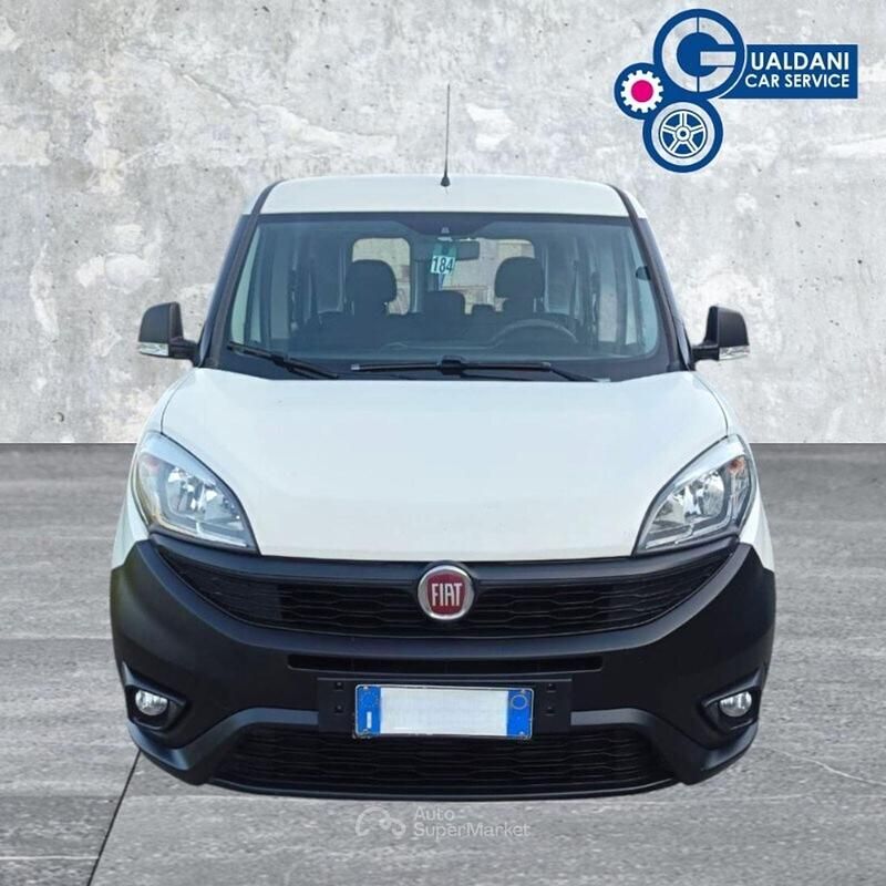 Usata Fiat Doblò 95 CV (69 kW) 2017 Bianco Monovolume