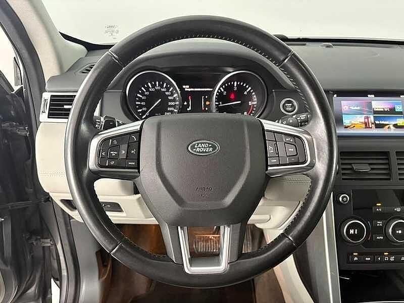 Usata Land Rover Discovery 4 HSE 180 CV (132 kW) 2016 Grigio SUV