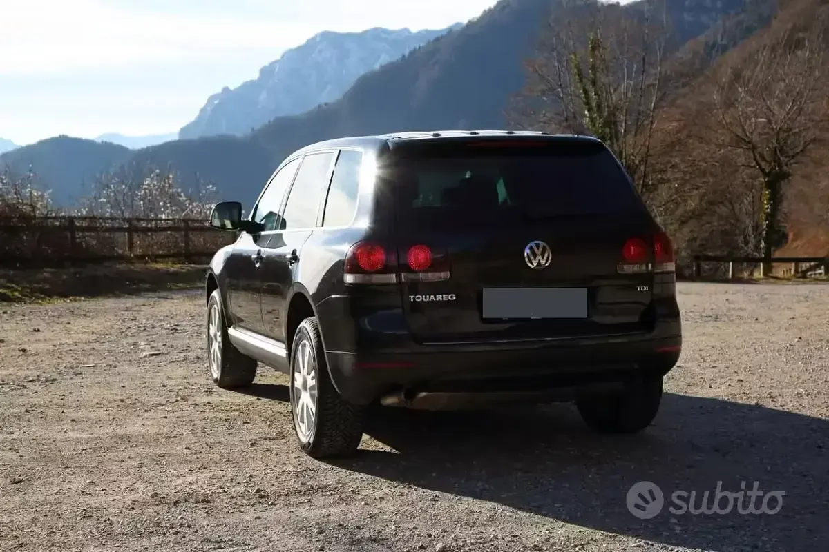 Usata VW Touareg Style 174 CV (127 kW) 2008 Nero SUV