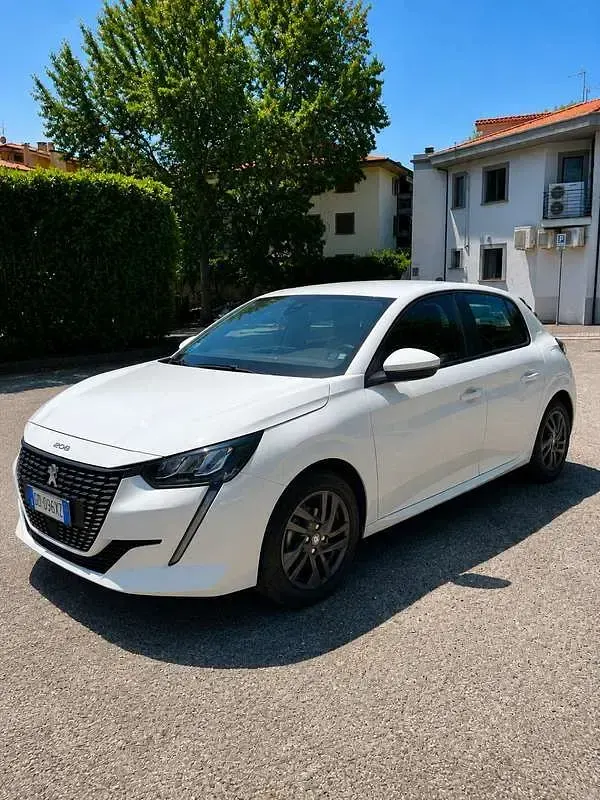 Usata Peugeot 208 Active 75 CV (55 kW) 2021 Utilitaria