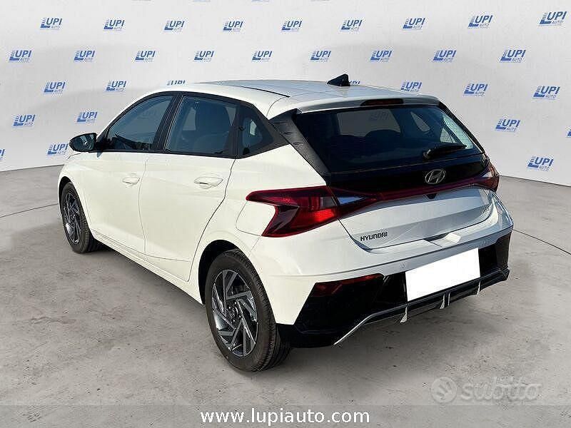 Nuova Hyundai i20 101 CV (74 kW) 2025 Bianco Utilitaria