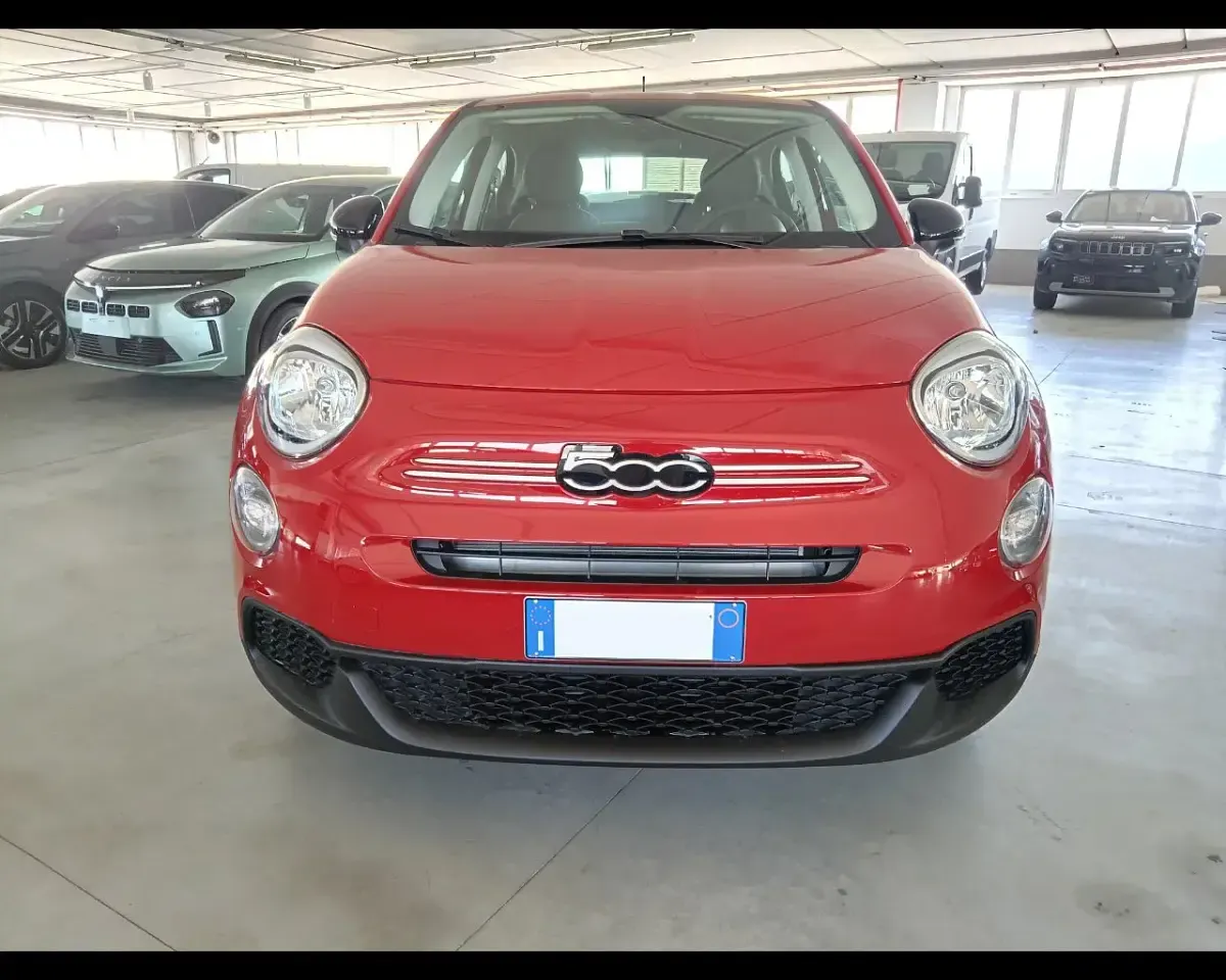Usado Fiat 500 131 CV (96 kW) 2024 Rojo SUV