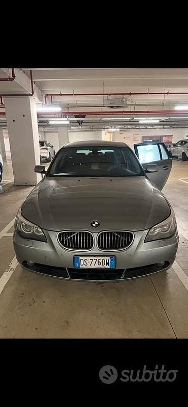 Usata BMW 530 231 CV (169 kW) 2009 Grigio Station wagon