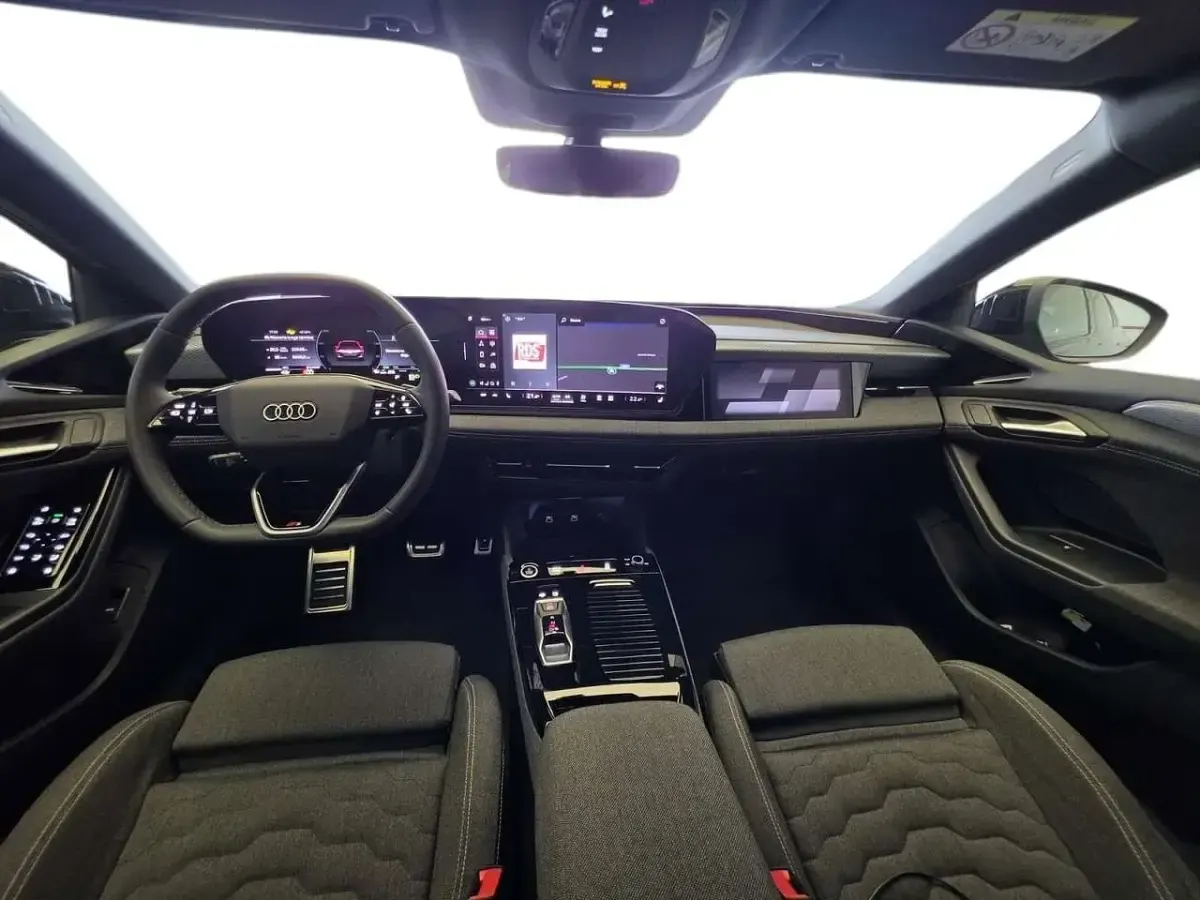 Usata Audi A6 e-tron S-Line 339 kW (462 CV) 2025 Nero Berlina