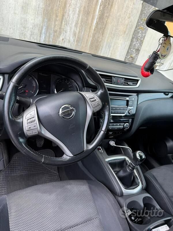 Usata Nissan Qashqai 115 CV (84 kW) 2015 Nero SUV