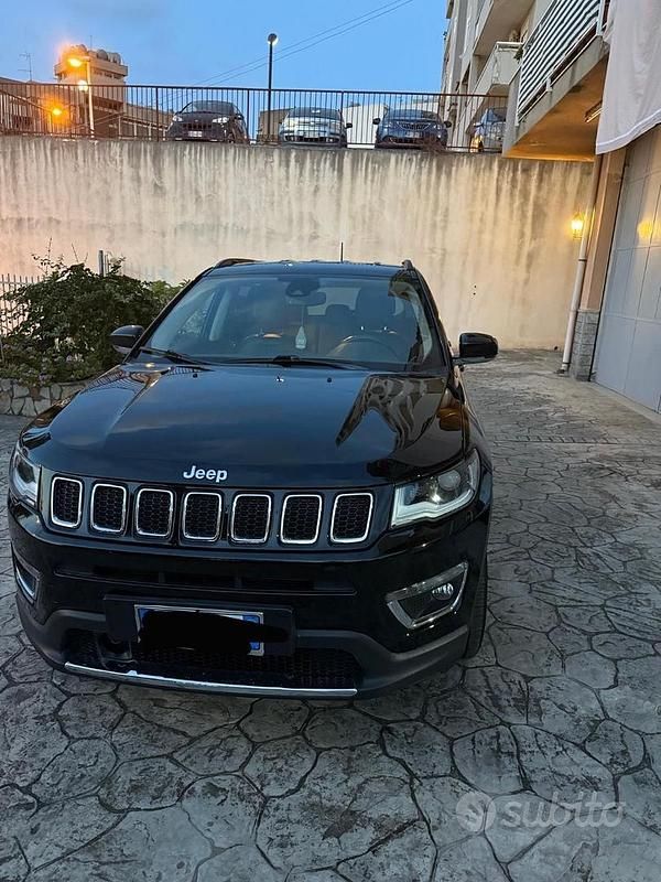 Usata Jeep Compass 140 CV (102 kW) 2020 Nero SUV