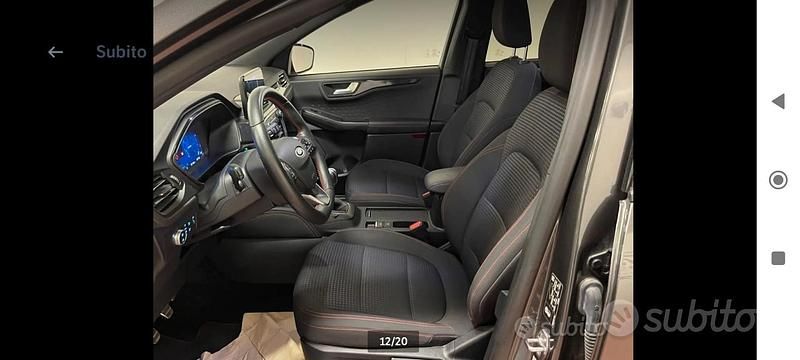 Usata Ford Kuga 120 CV (88 kW) 2021 SUV