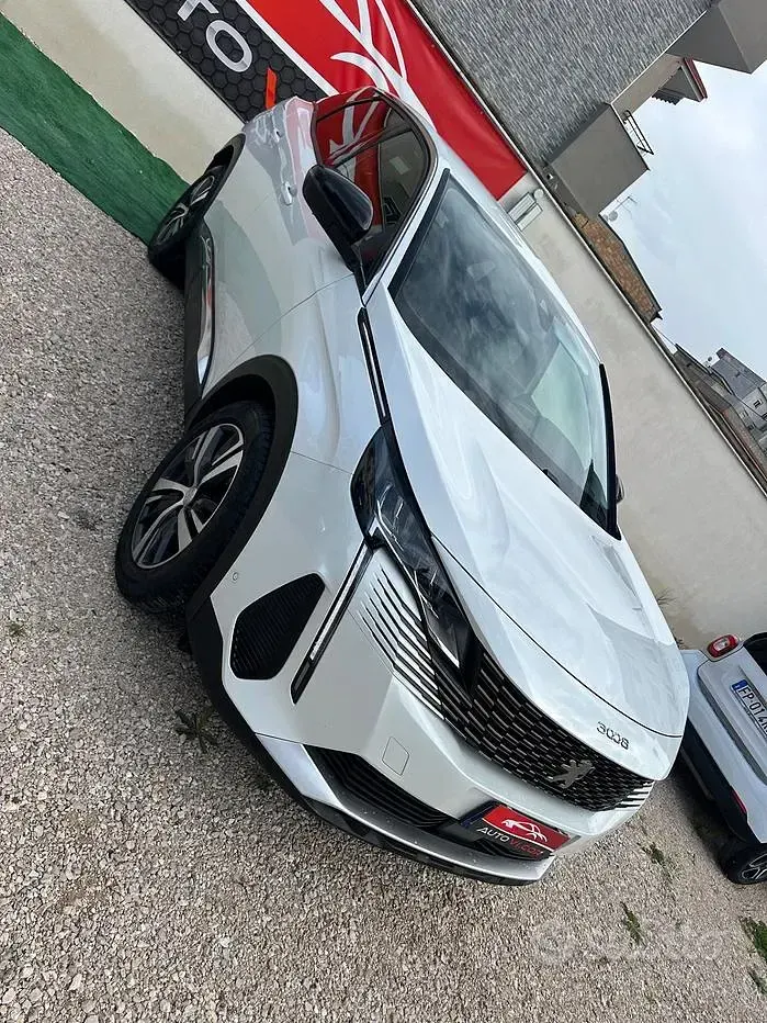 Gebraucht Peugeot 3008 Allure 131 PS (96 kW) 2022 Weiß SUV