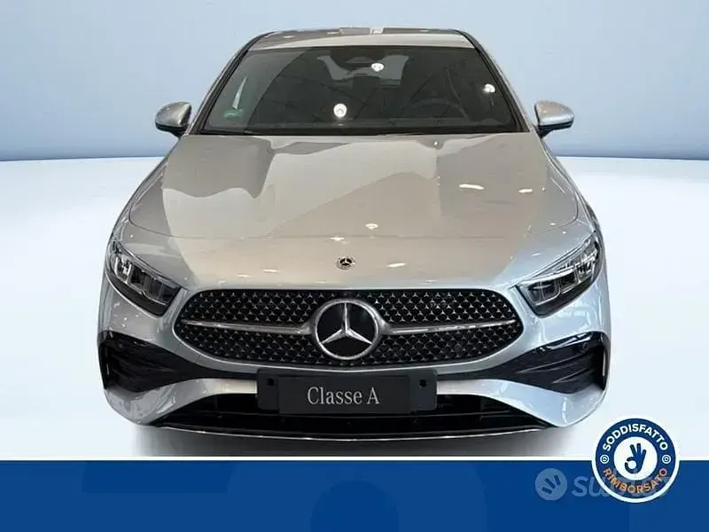 Ny Mercedes A250 2026 Grå Sedan