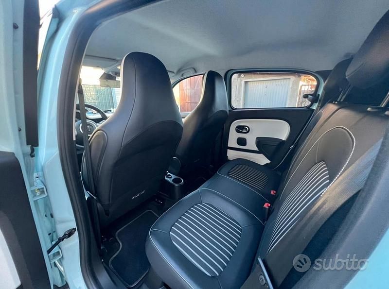 Usata Renault Twingo 60 kW (82 CV) 2023 Utilitaria
