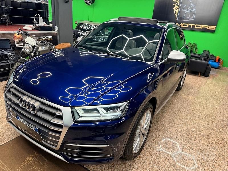 Usata Audi Q5 Ambiente 190 CV (139 kW) 2017 Blu SUV