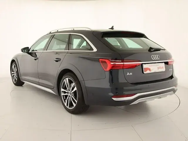 Usata Audi A6 Allroad Comfort 204 CV (150 kW) 2022 Blu firmamento metallizzato Station wagon