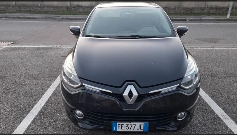 Usata Renault Clio IV Intens 75 CV (55 kW) 2016 Nero Berlina