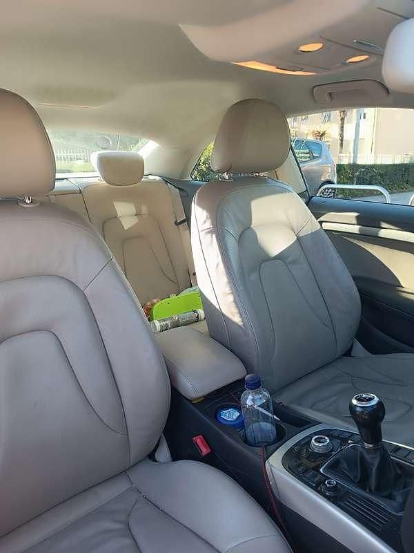 Blu/azzurro Usata 2011 Audi A5 Ambiente Coupé | 8500 € (Super prezzo) - Immagine 1/4