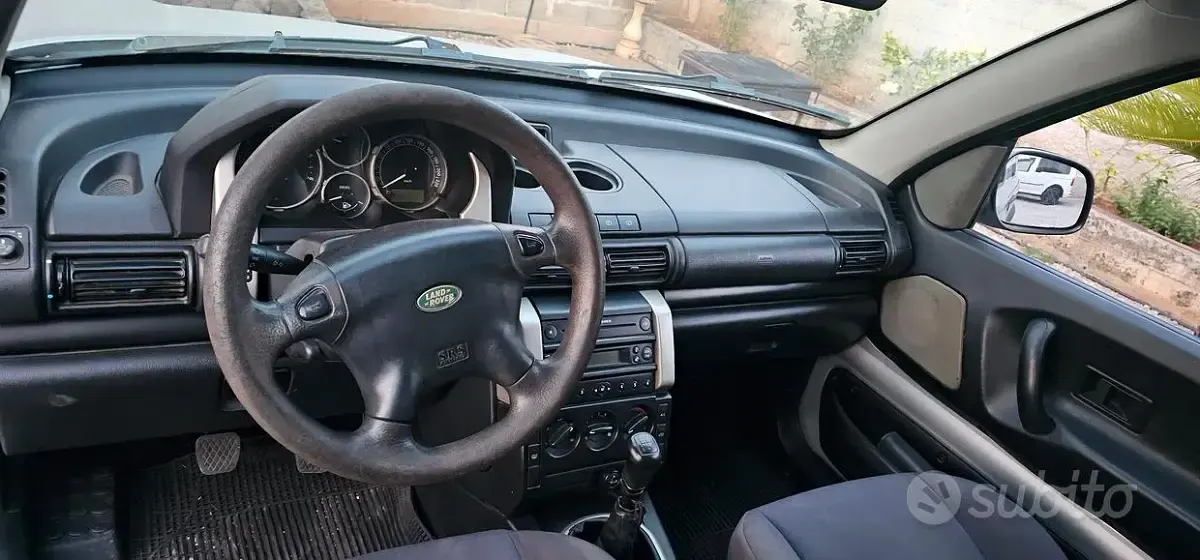 Usata Land Rover Freelander 117 CV (86 kW) 2004 Grigio SUV