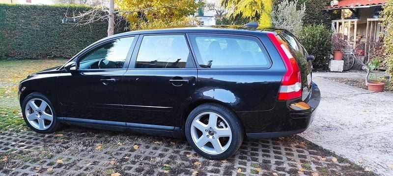 Usata Volvo V50 Momentum 136 CV (100 kW) 2010 Station wagon