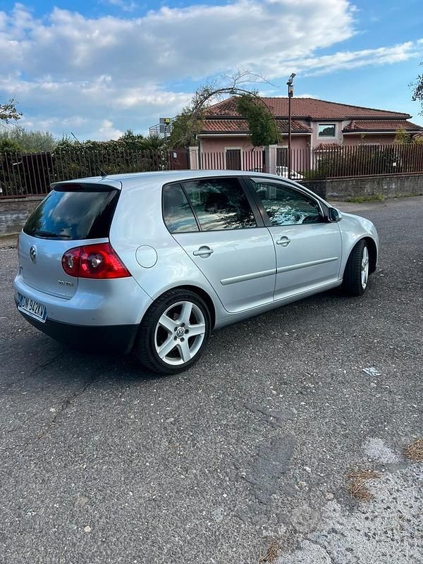 Usata VW Golf VI GT 140 CV (102 kW) 2008 Grigio Utilitaria