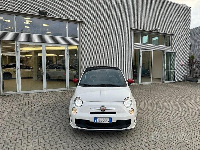 Usata Abarth 595C 140 CV (102 kW) 2016 Bianco Cabrio