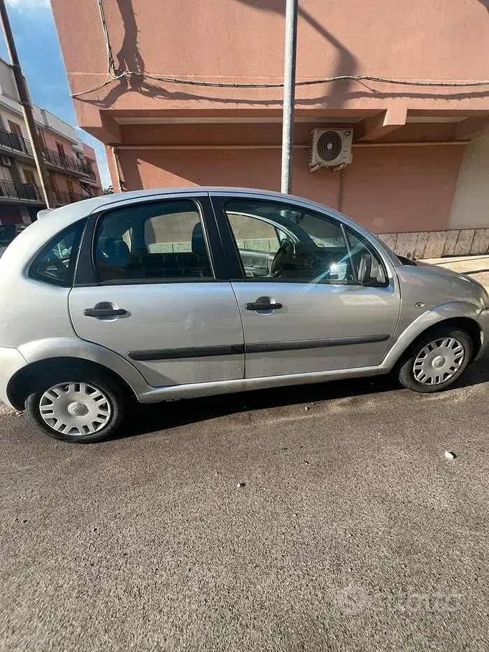 Usata Citroën C3 68 CV (50 kW) 2009 Grigio Berlina