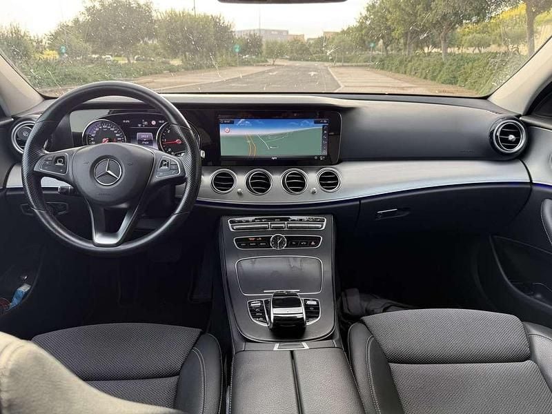 Usata Mercedes E220 Premium Plus 194 CV (142 kW) 2019 Bianco Berlina