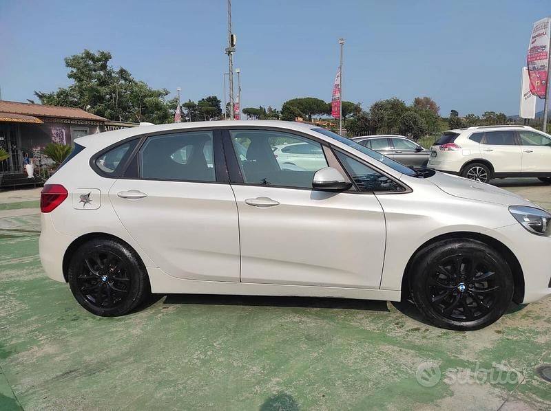 Usata BMW 216 Active Tourer 116 CV (85 kW) 2016 Bianco Monovolume