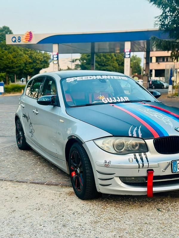 Usata BMW 118 143 CV (105 kW) 2008 Grigio Utilitaria