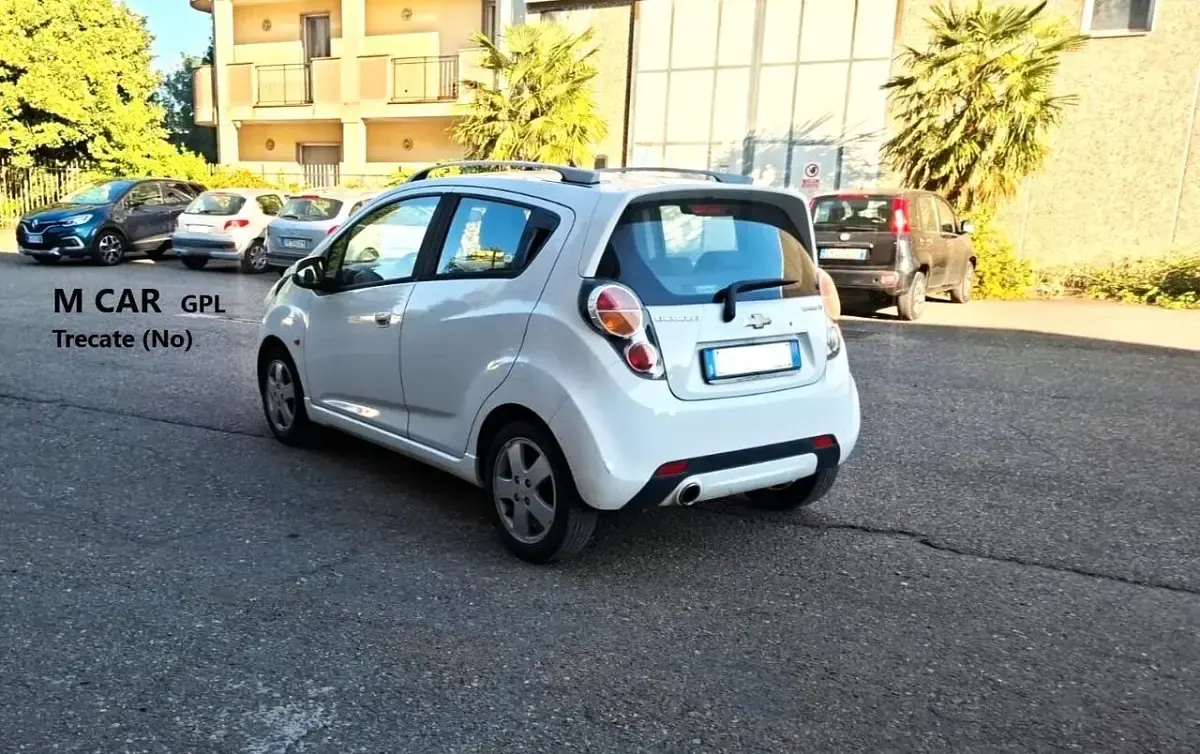 Usata Chevrolet Spark LT 79 CV (58 kW) 2011 Bianco Utilitaria