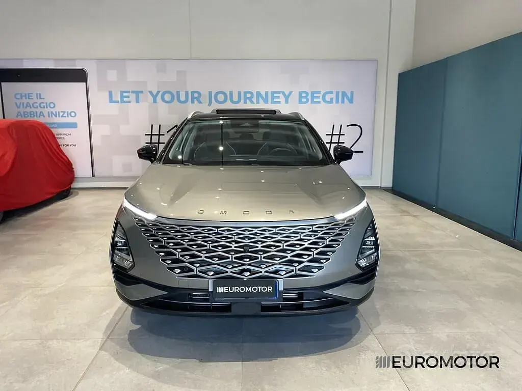 Usata Omoda 5 147 CV (108 kW) 2025 Grigio SUV