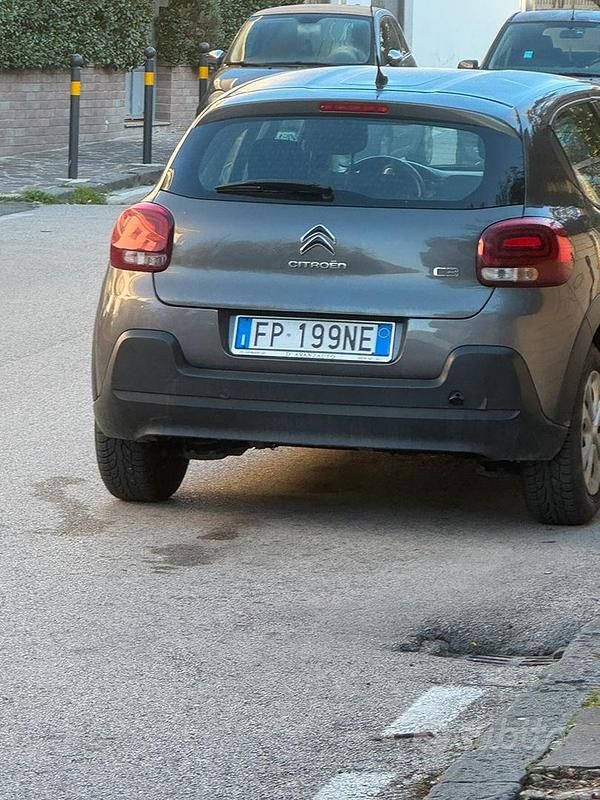 Usata Citroën C3 PureTech 2018 Grigio Utilitaria