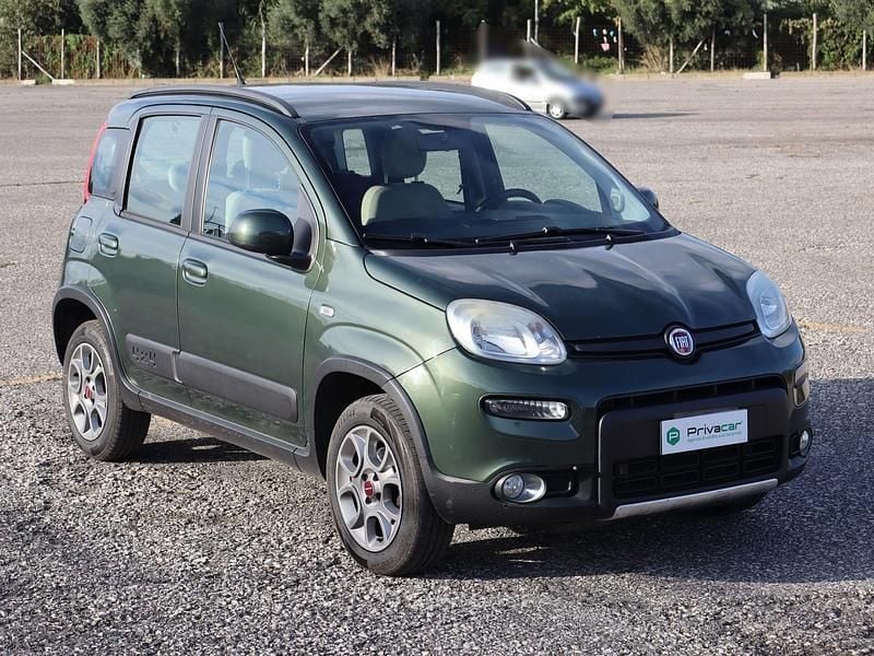 Usata Fiat Panda 4x4 75 CV (55 kW) 2016 Verde Utilitaria
