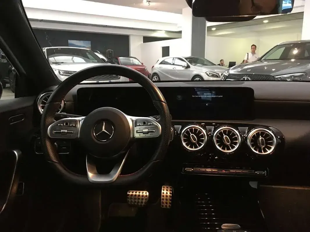 Usata Mercedes A250 Premium Plus 160 CV (117 kW) 2020 Berlina
