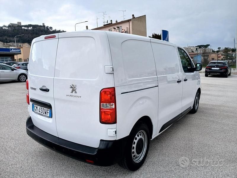 Usata Peugeot Expert 120 CV (88 kW) 2023 Bianco Furgone