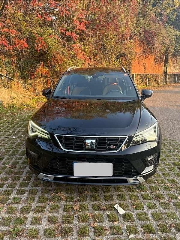 Blu/azzurro Usata 2020 Seat Ateca 4Drive SUV | 21.500 € (Buon prezzo) - Immagine 1/4