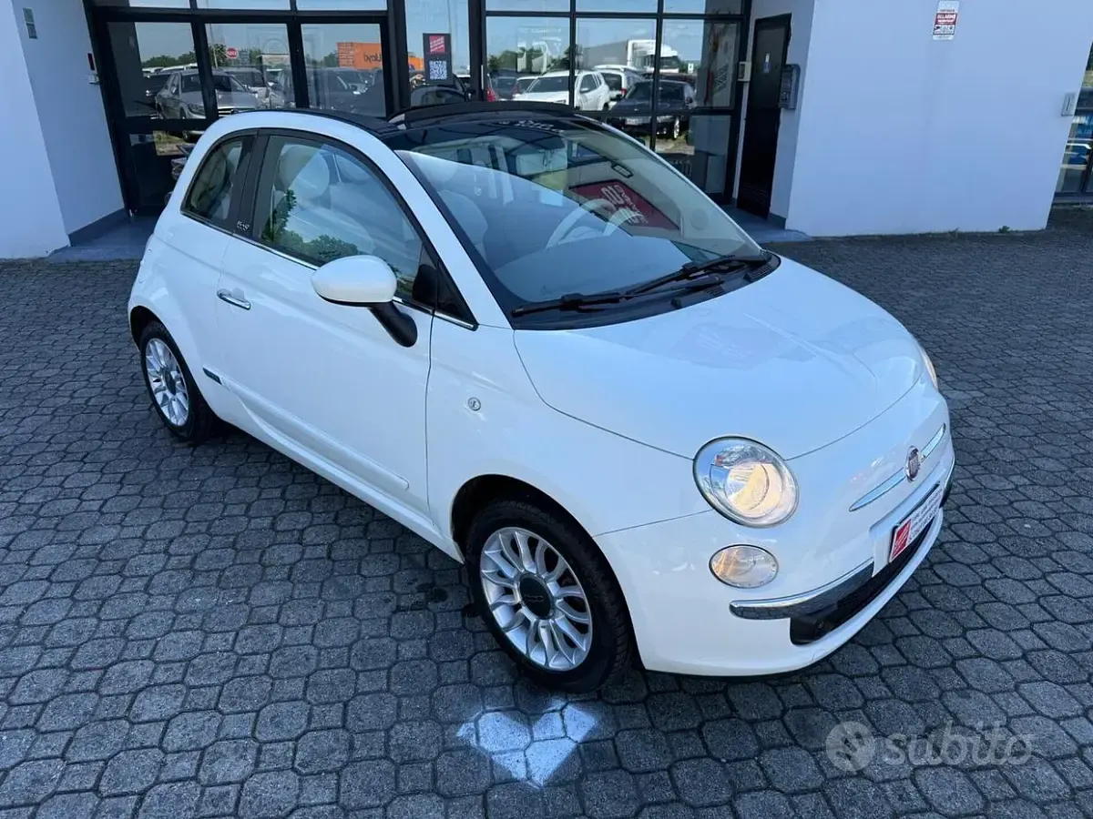 Usata Fiat 500C Lounge 69 CV (50 kW) 2012 Bianco Cabrio