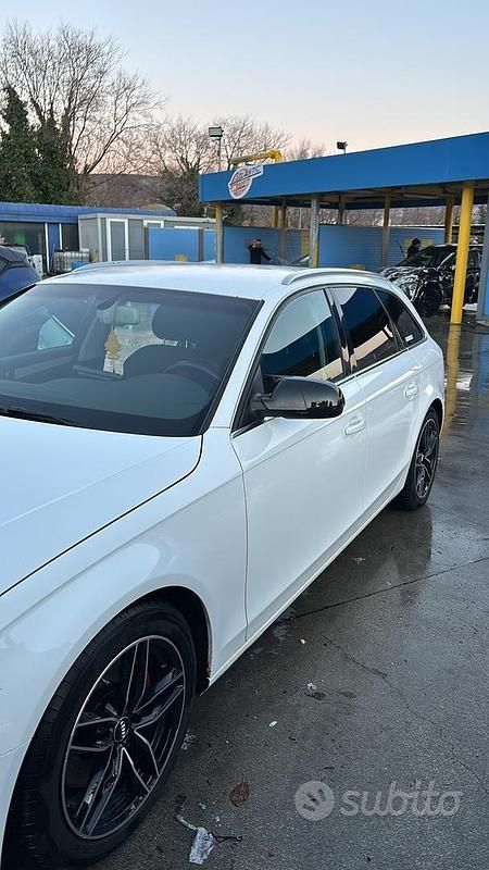 Usata Audi A4 143 CV (105 kW) 2010 Bianco Station wagon
