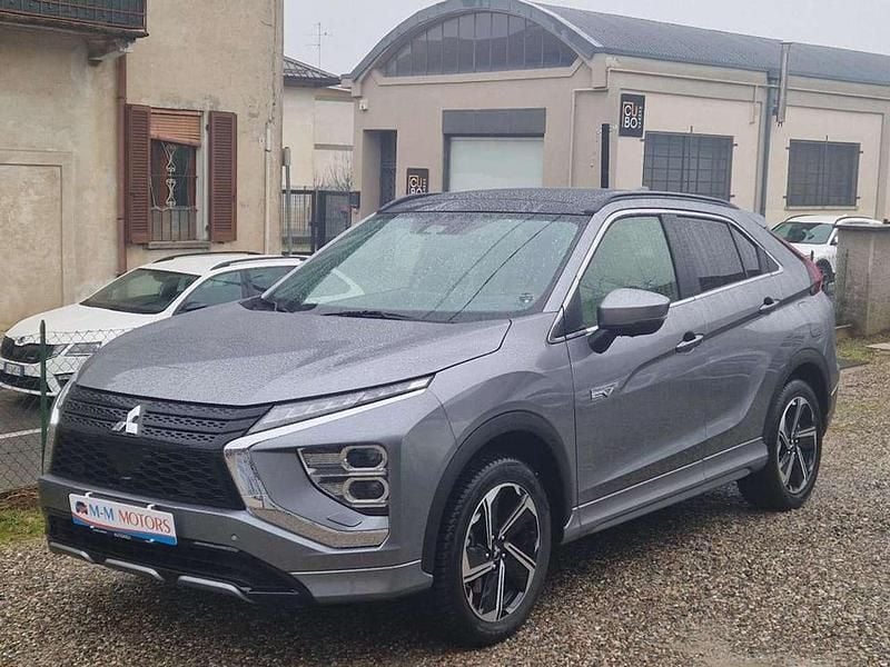 Grigio Usata 2022 Mitsubishi Eclipse Cross SUV | 22.900 € (Buon prezzo) - Immagine 1/4