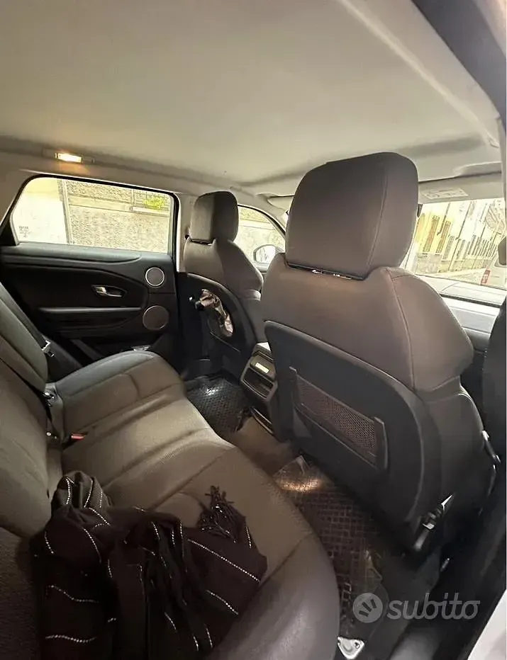 Usata Land Rover Range Rover evoque 150 CV (110 kW) 2017 Bianco SUV