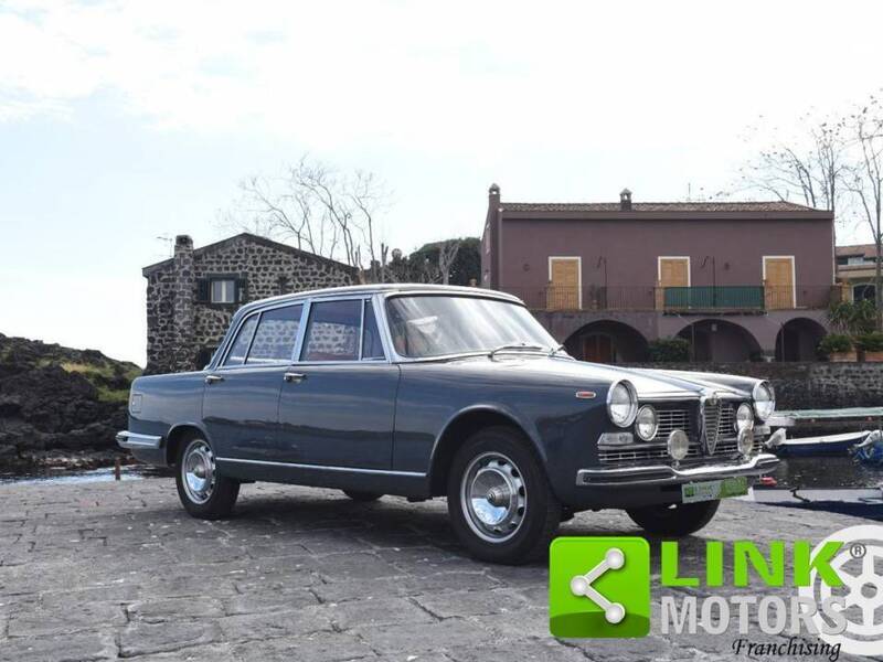 Usato 1966 Alfa Romeo 2600 2.6 Benzin 130 CV (85.000 €)