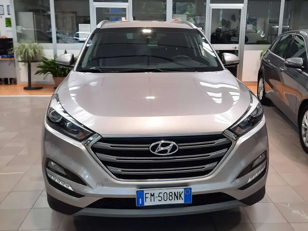Usata Hyundai Tucson Xpossible 116 CV (85 kW) 2018 Grigio SUV