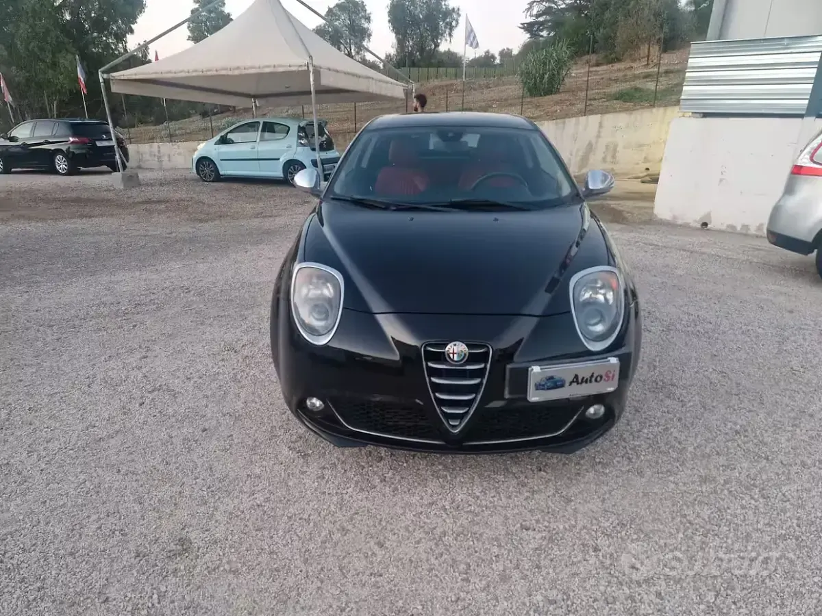 Usata Alfa Romeo MiTo Distinctive 105 CV (77 kW) 2013 Nero Utilitaria