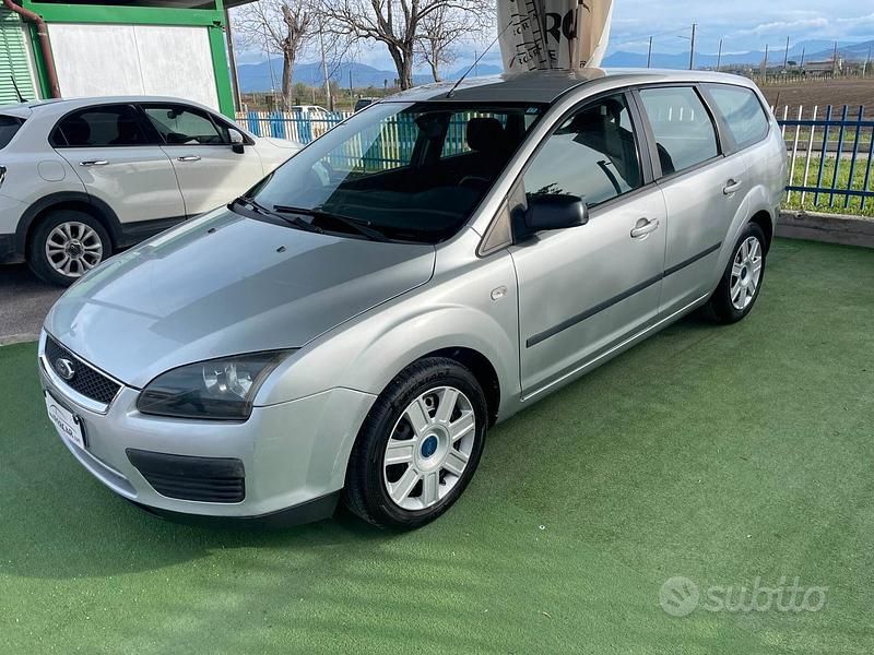 Usata Ford Focus 116 CV (85 kW) 2007 Grigio Berlina
