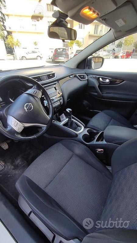 Usata Nissan Qashqai 110 CV (80 kW) 2018 Bianco SUV