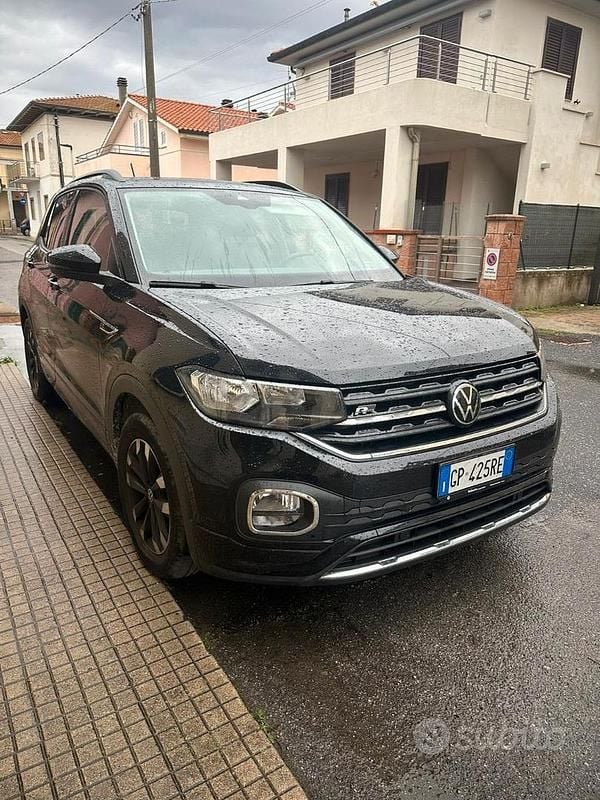 Usata VW T-Cross 110 CV (80 kW) 2023 Nero SUV
