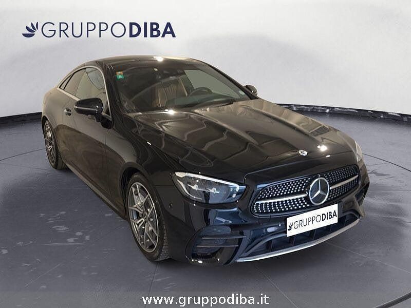 Usata Mercedes 300 Premium Plus 265 CV (194 kW) 2023 Nero Coupé