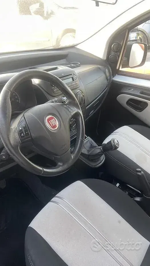 Usata Fiat Qubo Trekking 80 CV (58 kW) 2016 Grigio Monovolume