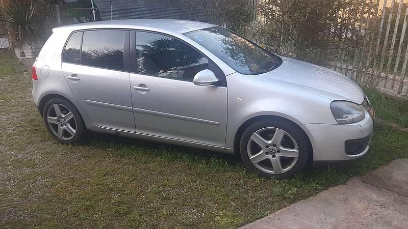 Argento Usata 2008 VW Golf GT Tre volumi | 1800 € (Super prezzo) - Immagine 1/3