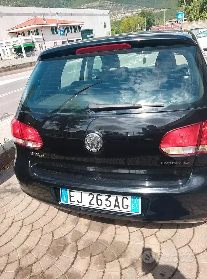 Usata VW Golf VI Highline 122 CV (89 kW) 2011 Nero Utilitaria
