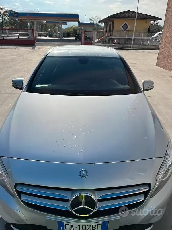 Usata Mercedes A180 109 CV (80 kW) 2015 Berlina