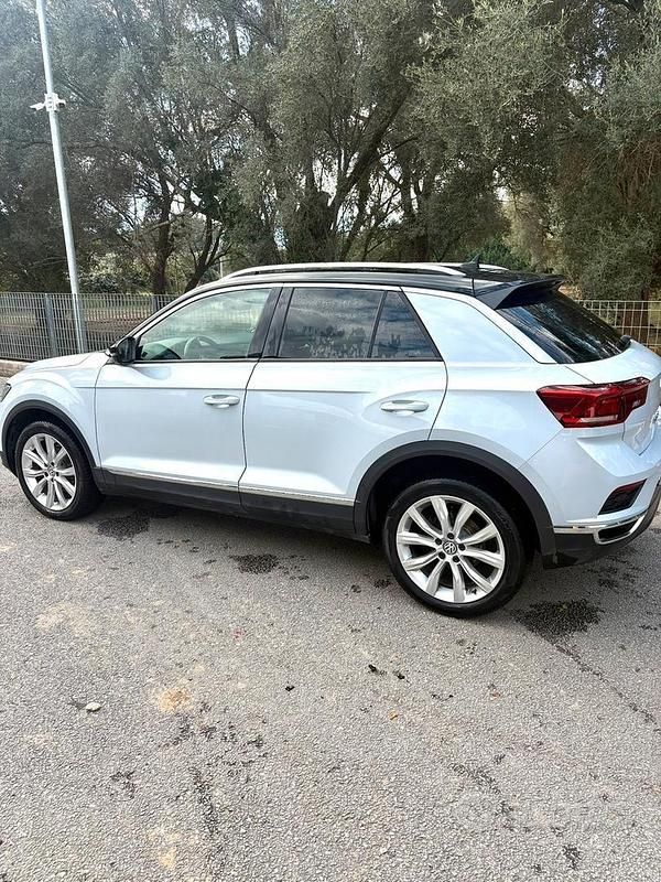 Usata VW T-Roc Advance 116 CV (85 kW) 2020 Bianco SUV